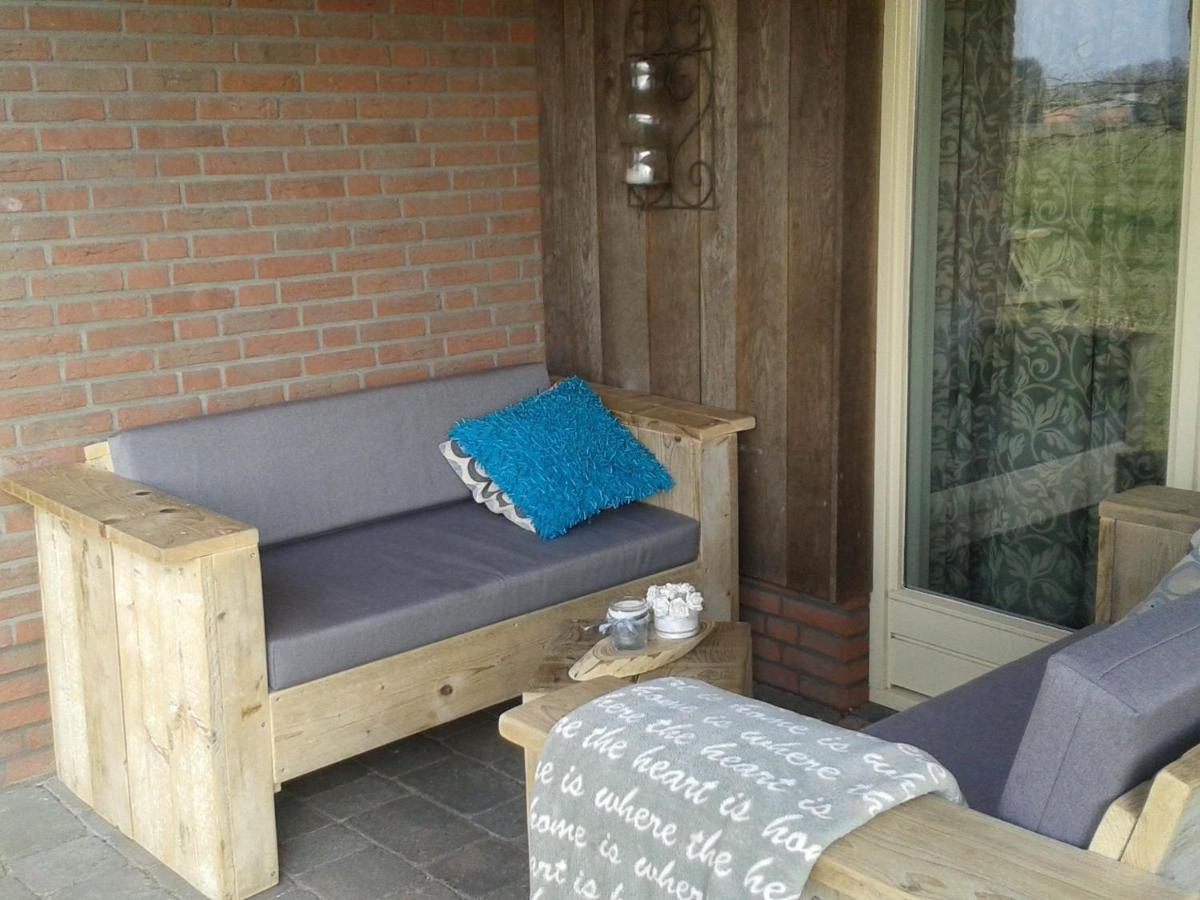 Peaceful Holiday Home With Roofed Terrace Geesteren  Екстериор снимка